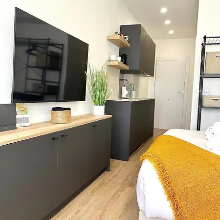 Luxury In The Sky Apartment