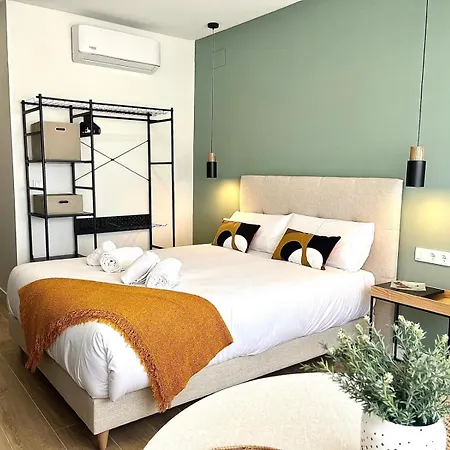 Luxury In The Sky Apartment